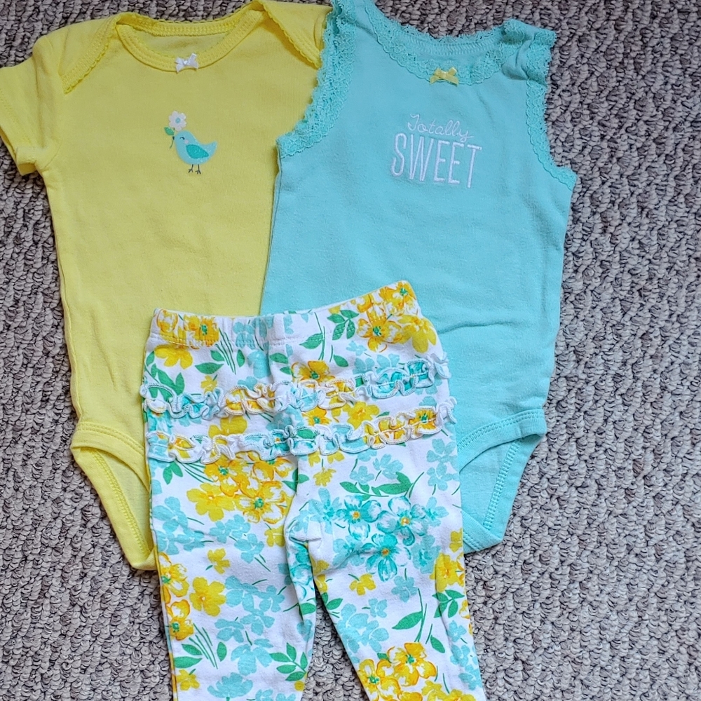 Carter's 3 piece set
